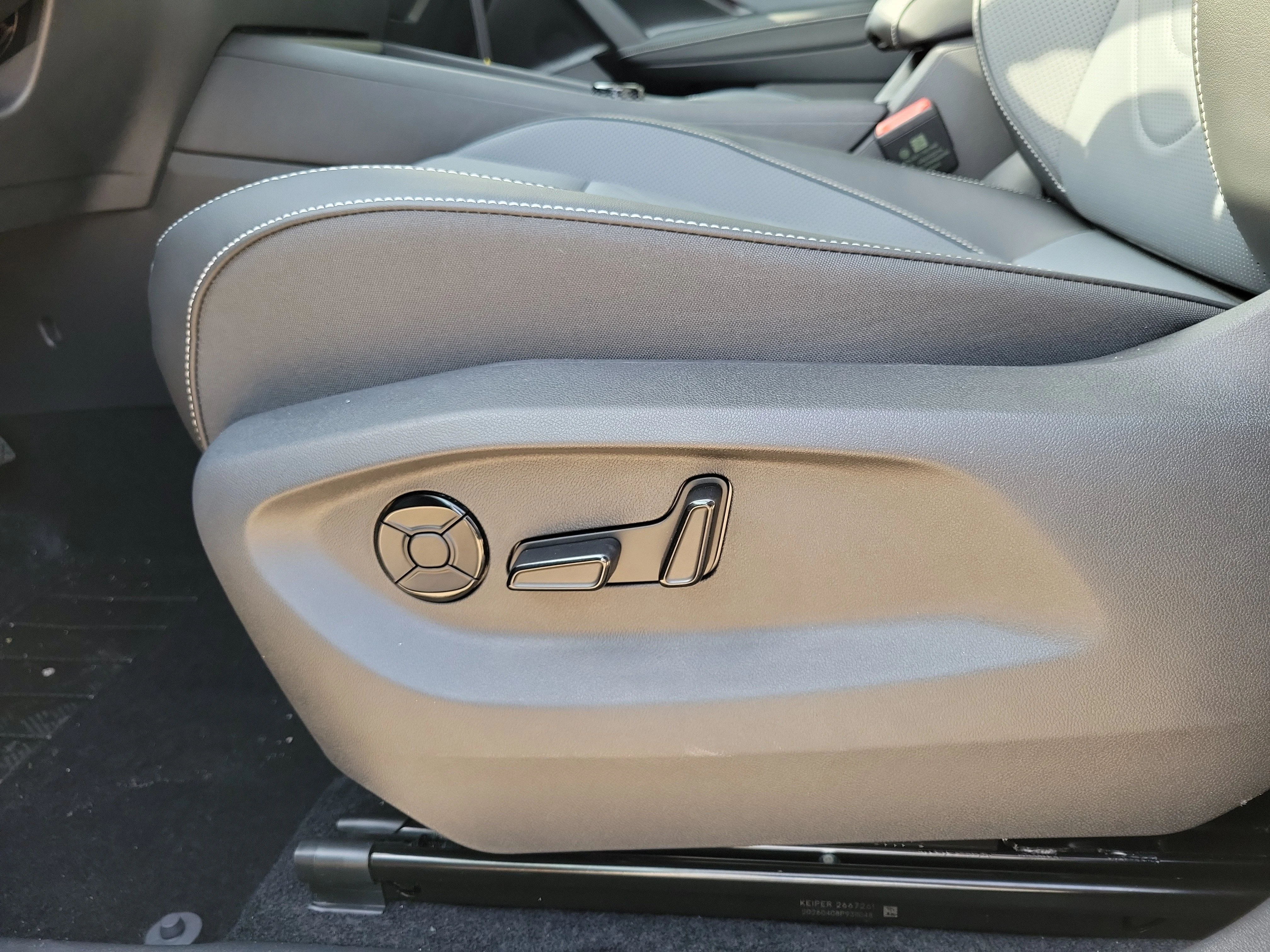 New 2026 Black Volkswagen SE image 15