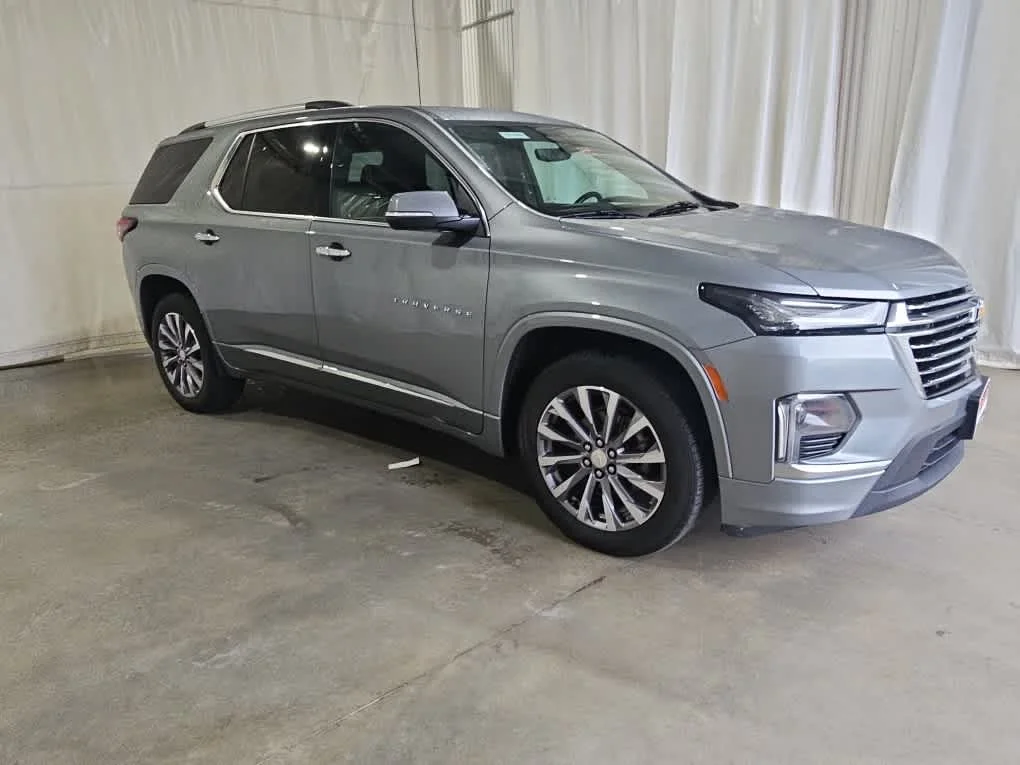 Used 2023 Sterling Gray Metallic Chevrolet Premier image 4