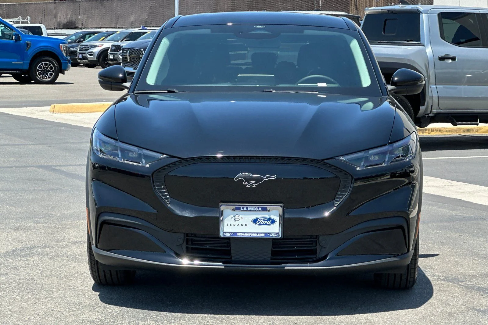 New 2026 Black Ford Select image 8
