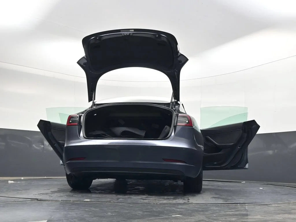 Used 2020 Midnight Silver Metallic Tesla Long Range image 43