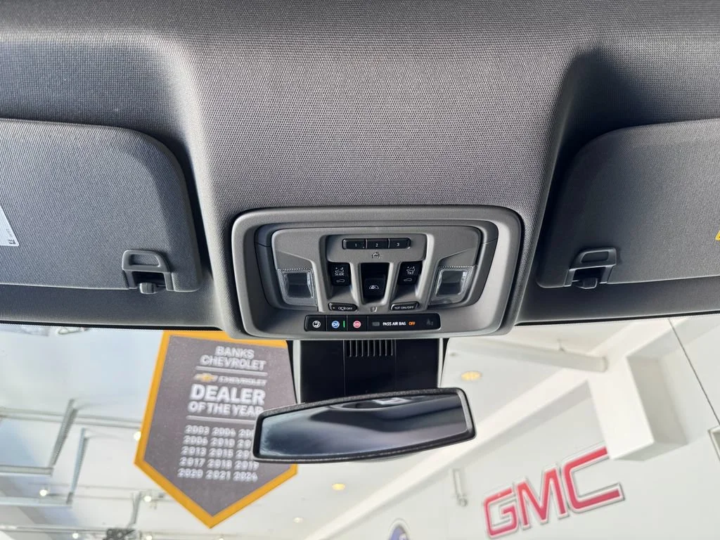 2023 GMC Sierra 1500 SLT - Photo 28