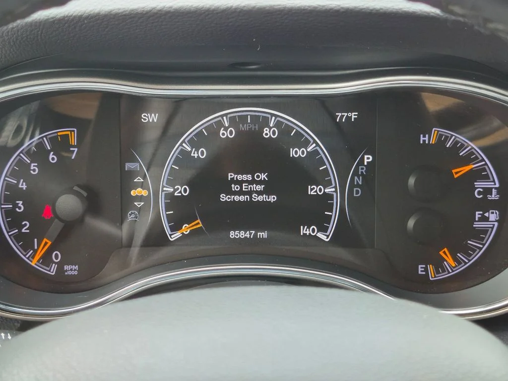 Used 2020 White Jeep Laredo E image 15