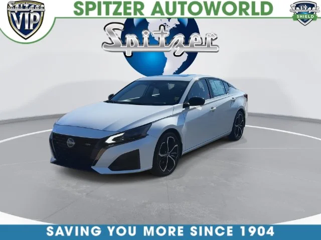 Used 2023 White Nissan 2.5 SR image 8