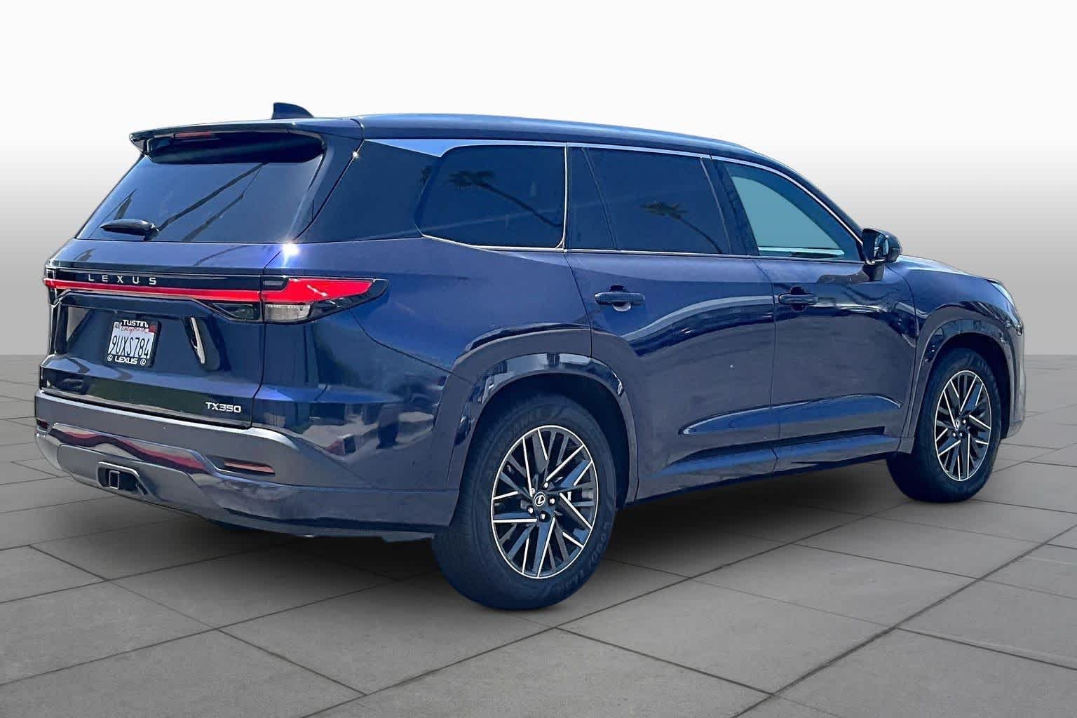 Used 2025 Nightfall Mica Lexus Premium image 13