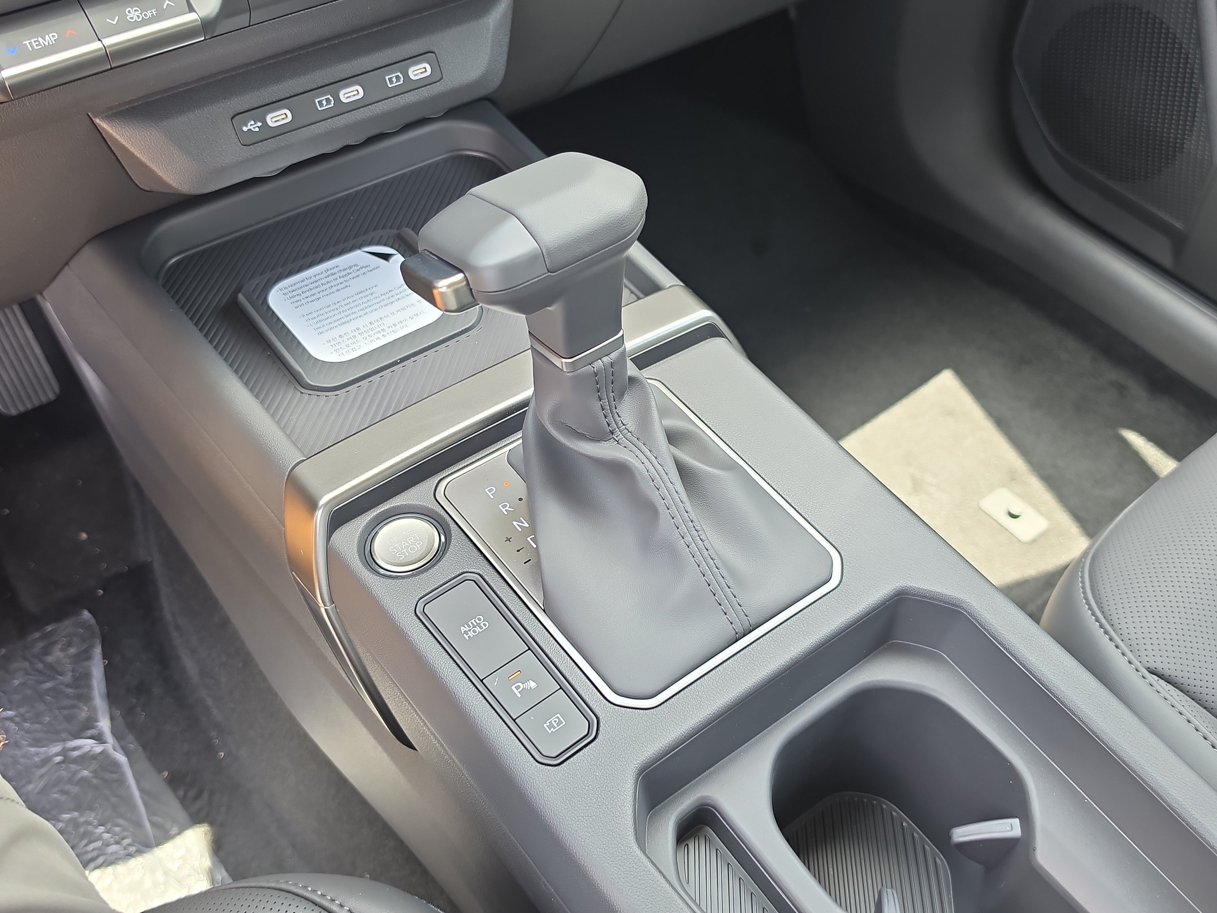 New 2027 Iceberg Green Kia EX image 27