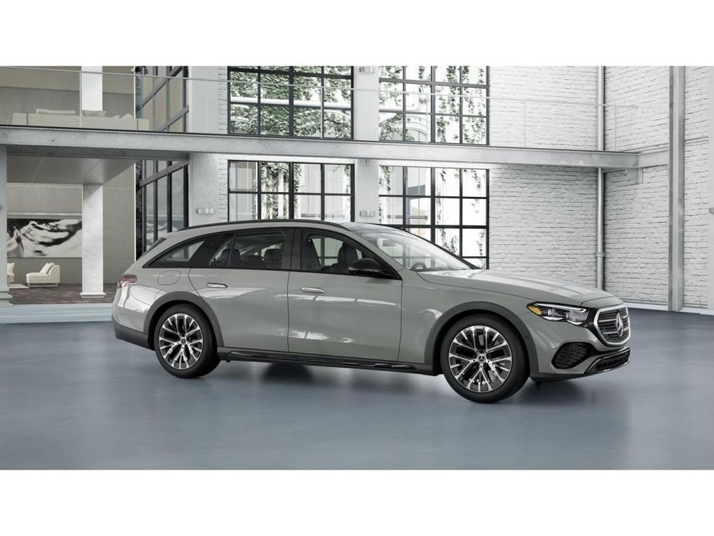Certified Used 2025 MANUFAKTUR Alpine Grey Mercedes-Benz  image 13