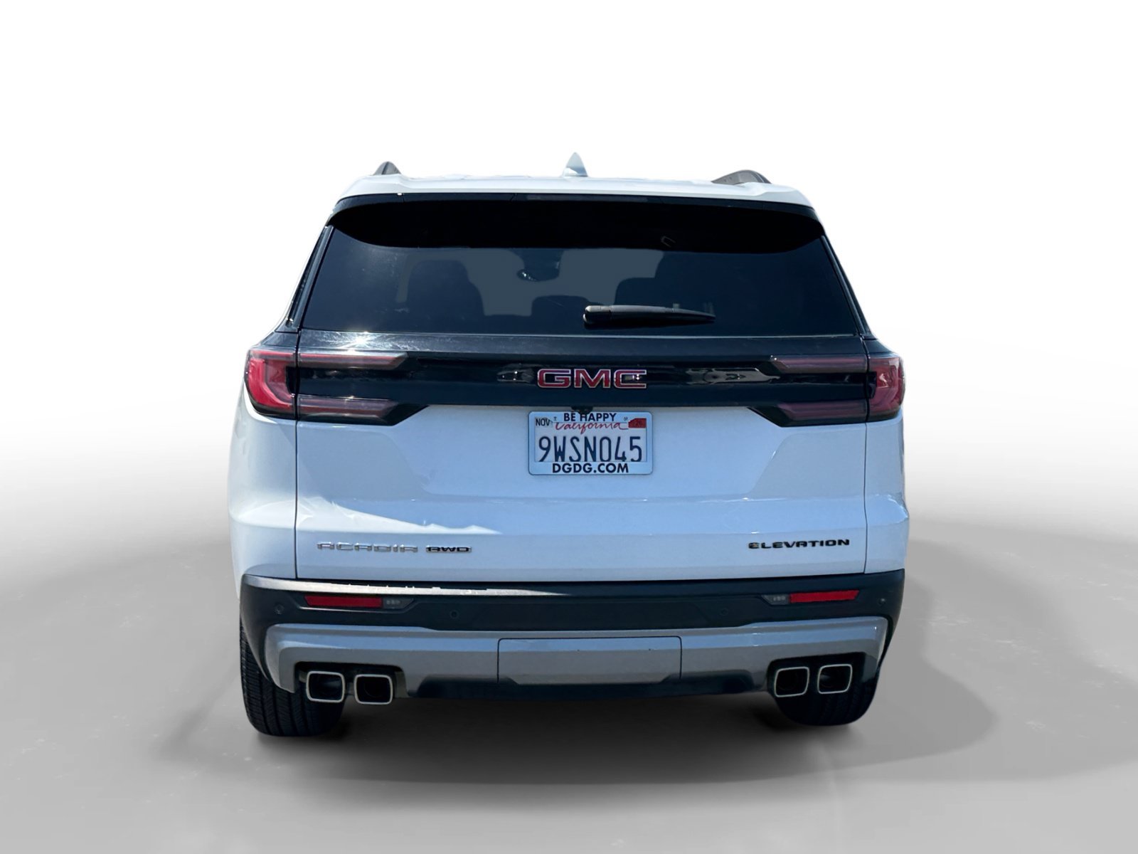 Used 2025 Summit White GMC Elevation image 4