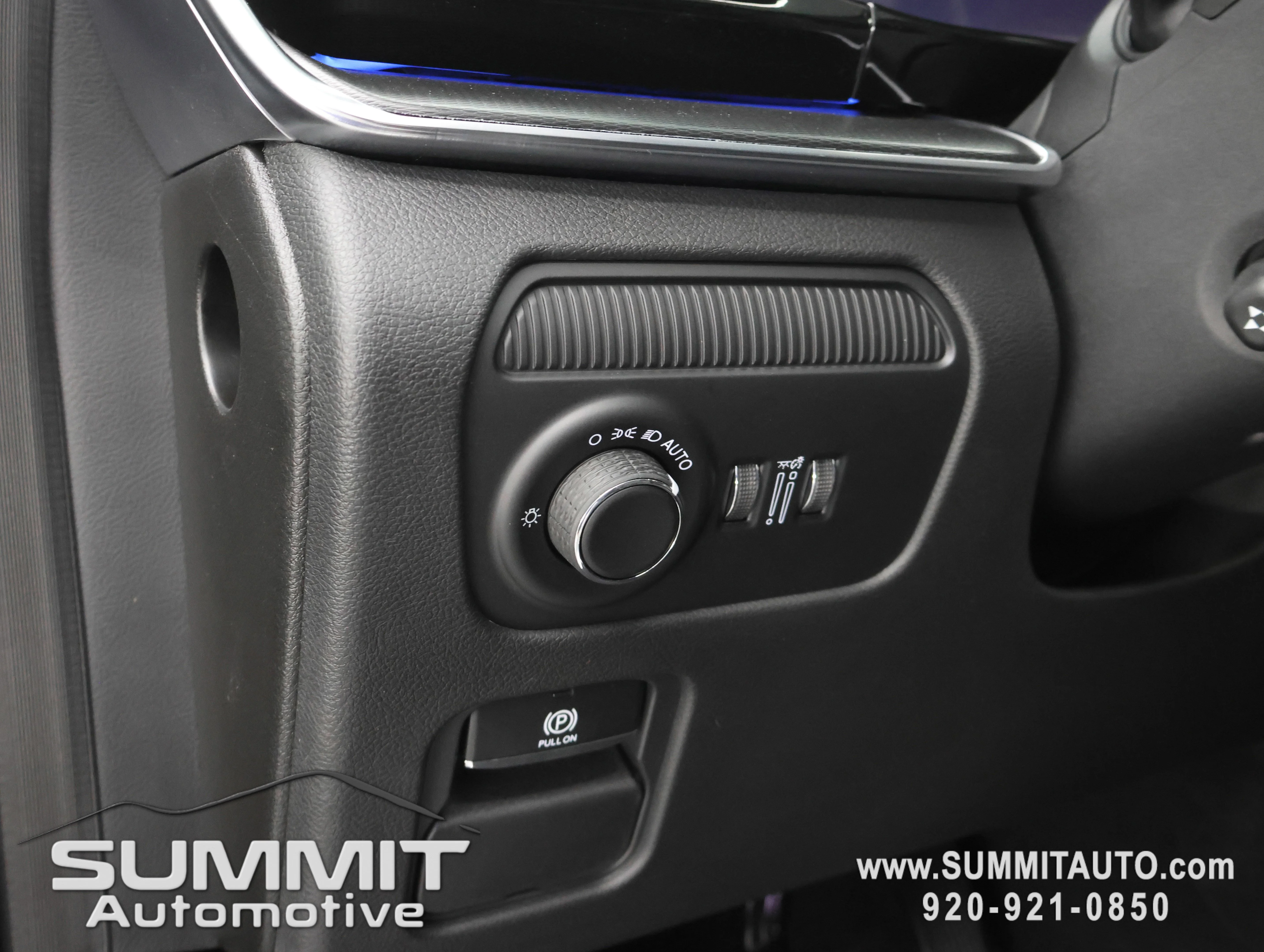New 2026 Silver-Zynith Exterior Paint Jeep Summit Obsidian image 51