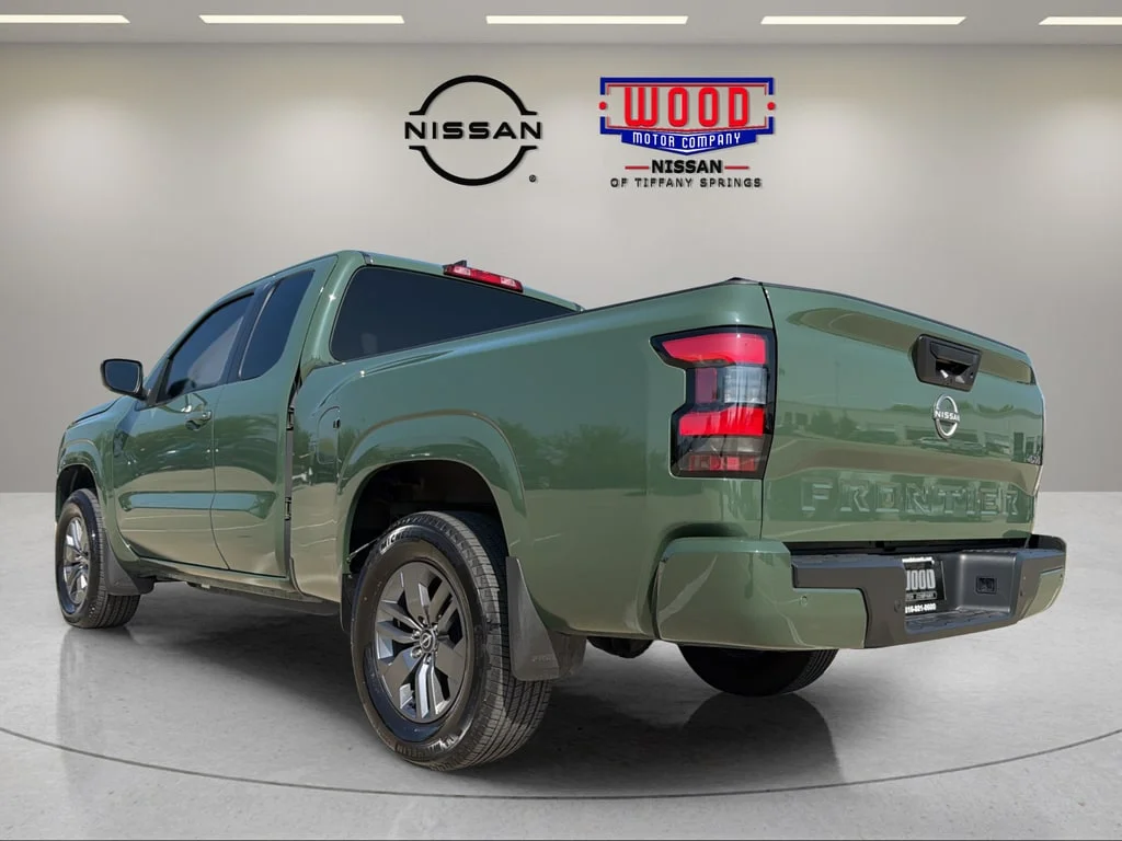 Certified Used 2025 Tactical Green Nissan SV image 4