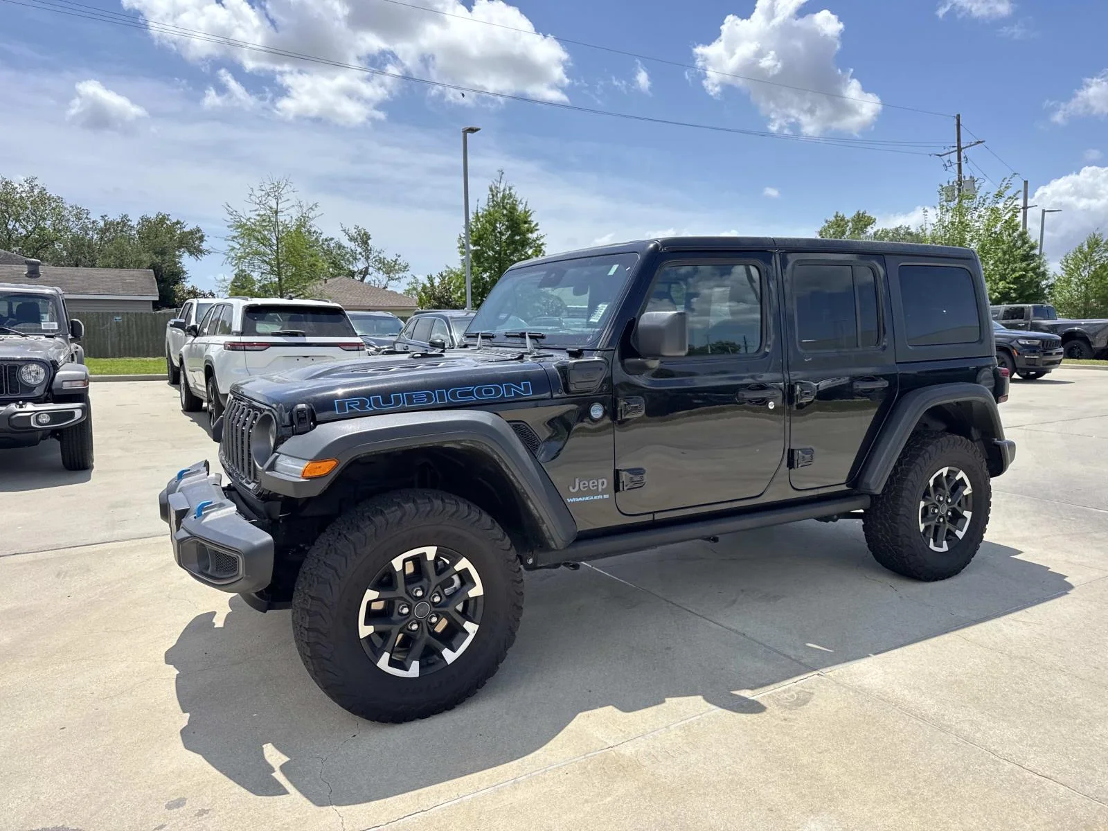 Used 2025 Black Clearcoat Jeep Rubicon 4x4 image 3