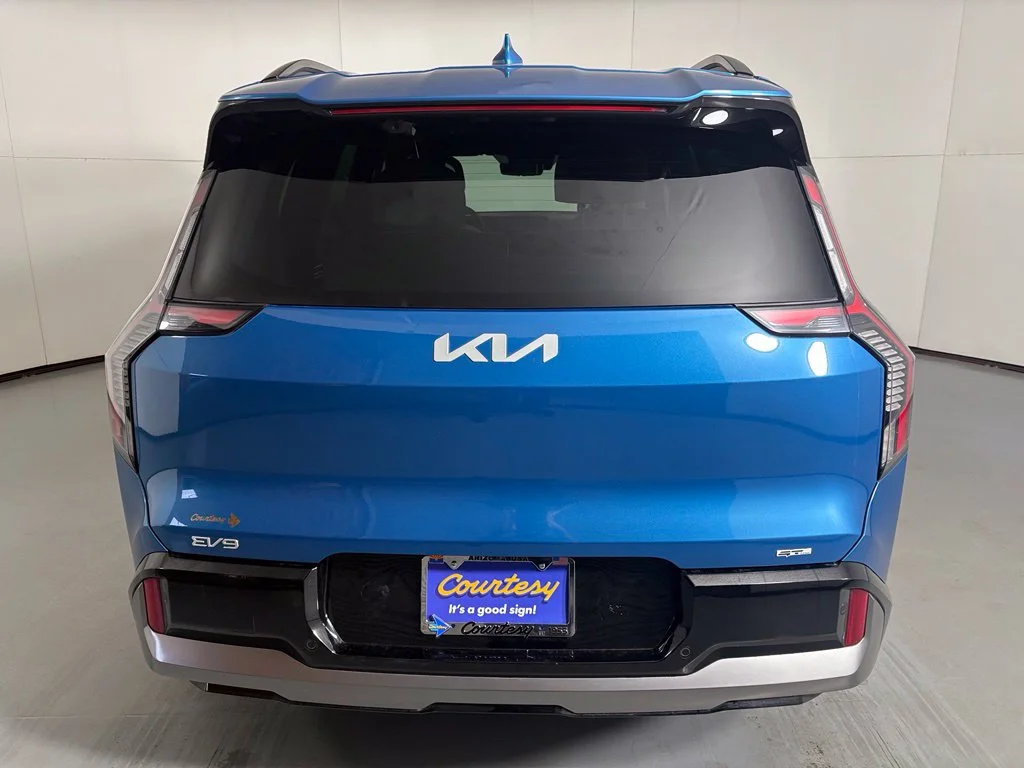 Used 2024 Blue Kia GT-Line image 7