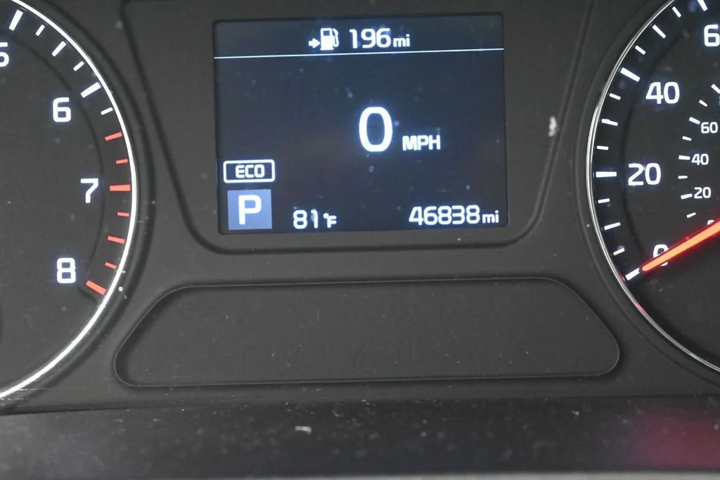 Used 2020 Snow White Pearl Kia LX image 24