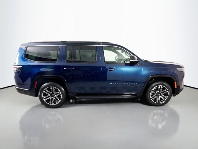 New 2026 Fathom Blue Pearl-Coat Exterior Paint (Late Availability) Jeep  image 8