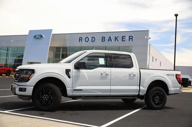 New 2026 Avalanche Ford XLT image 3