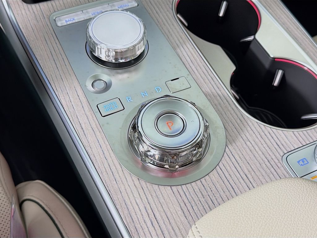 New 2026 Savile Silver Genesis 3.5T Advanced image 17