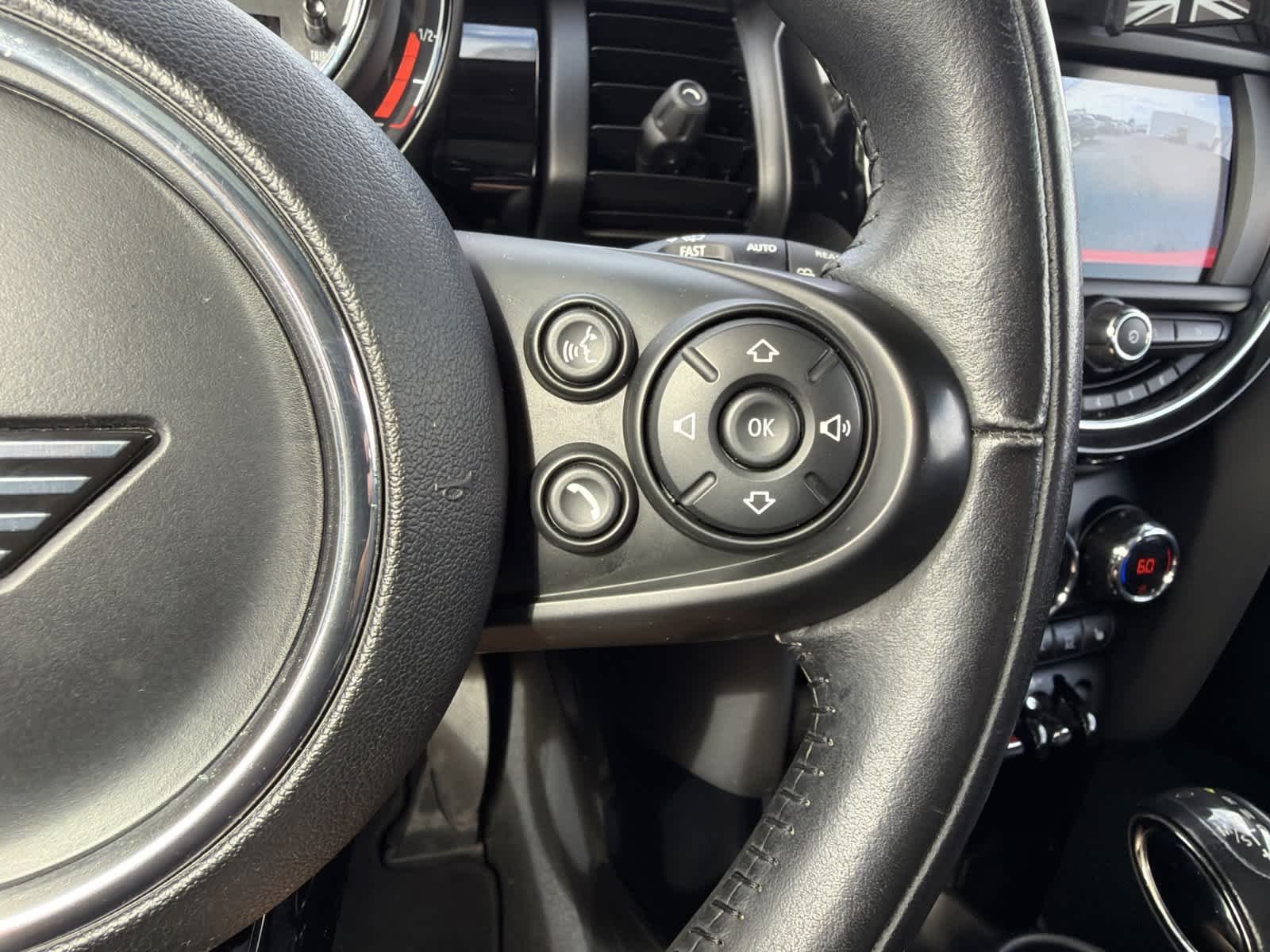 Used 2019 Solaris Orange Metallic MINI Cooper image 16