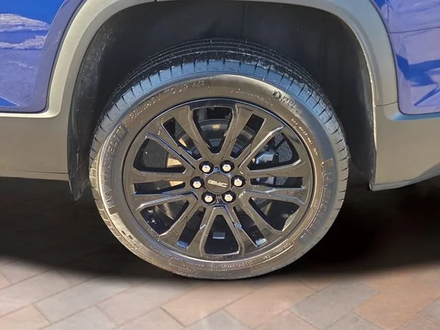 2023 GMC Acadia SLT - Photo 29