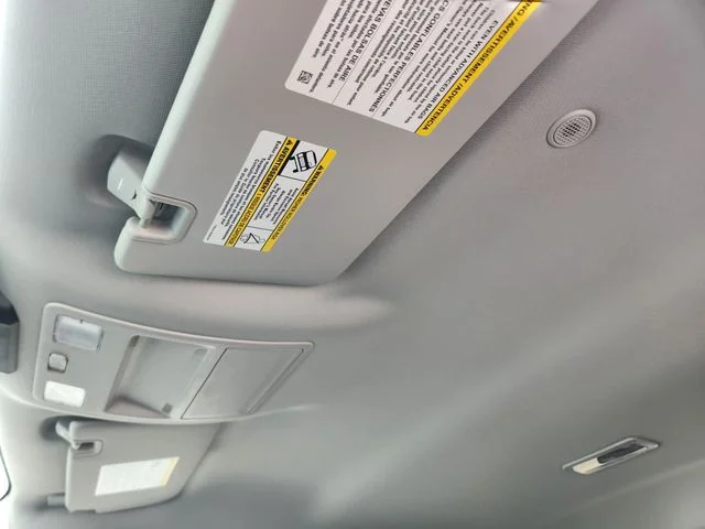 New 2026 Oxford White Ford XL image 25