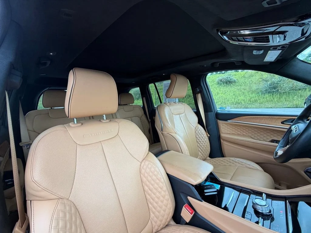 Used 2023 Diamond Black Cry Jeep Summit Reserve image 54
