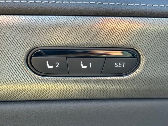 New 2026 RADIANT WHITE INFINITI Luxe FWD image 20