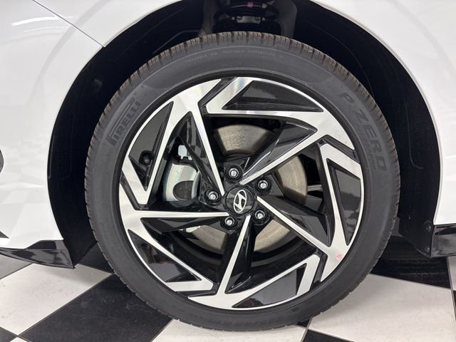 Certified Used 2026 White Hyundai SEL Sport image 5