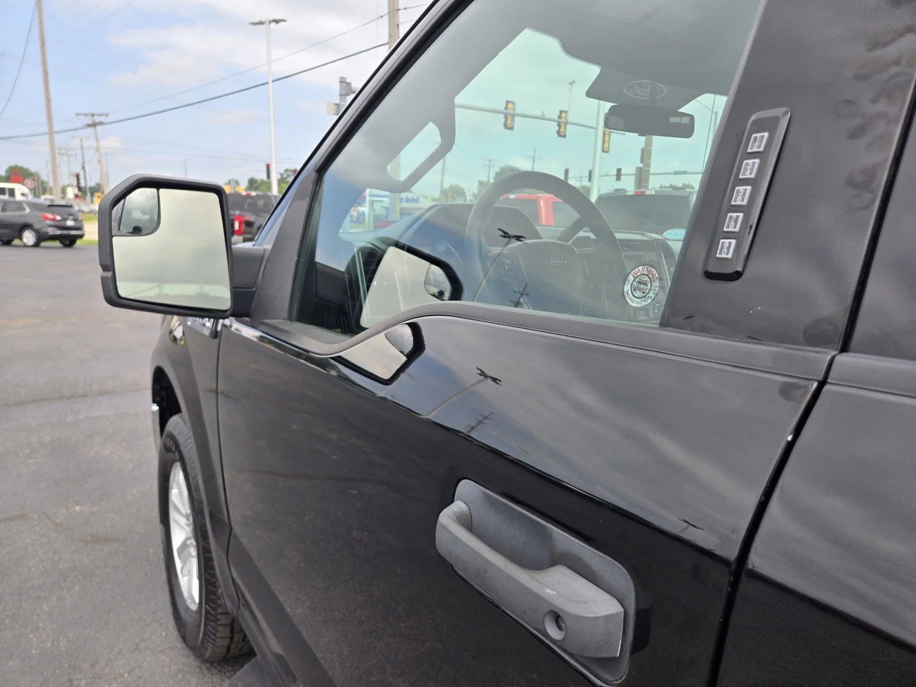 Used 2018  Ford XLT image 36
