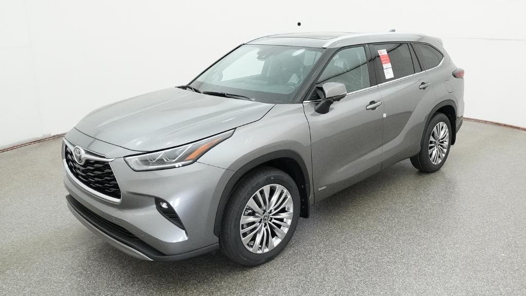 2026 Toyota Highlander Hybrid Platinum AWD's photo