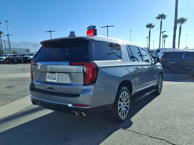 Used 2025 Sterling Metallic GMC Denali image 5