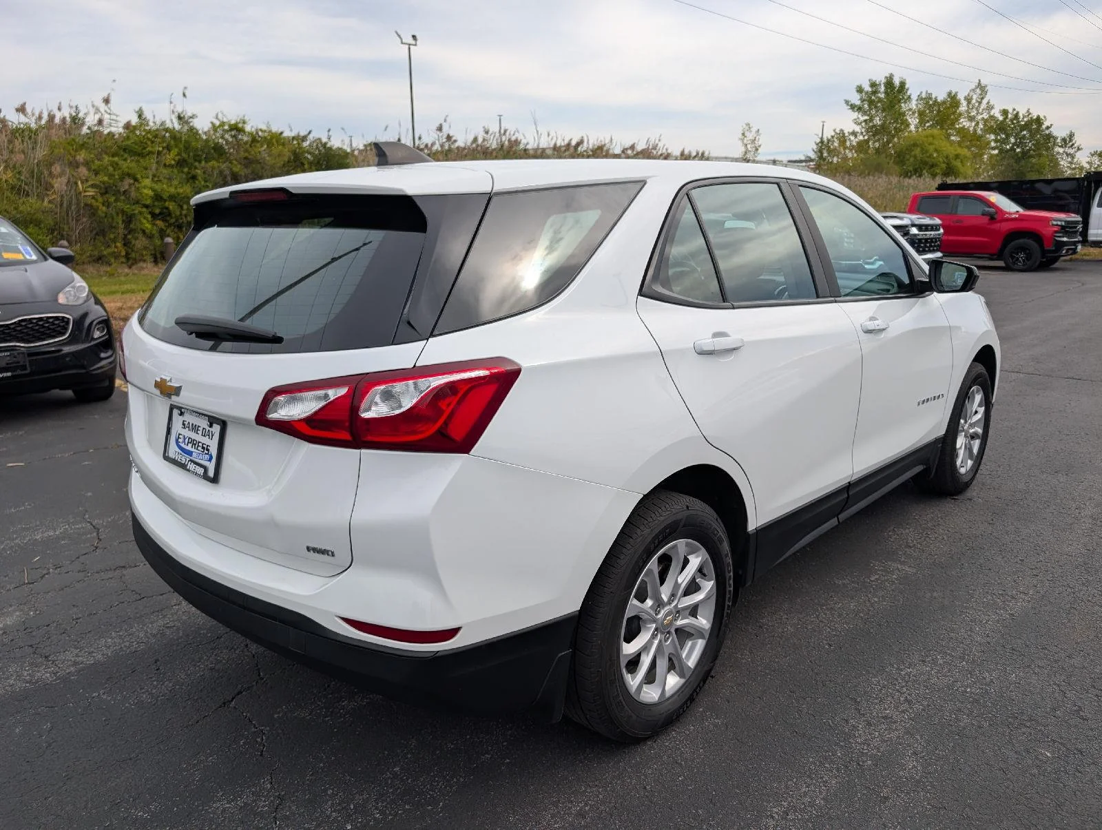 Used 2021 SUMMIT WHITE Chevrolet LS image 8