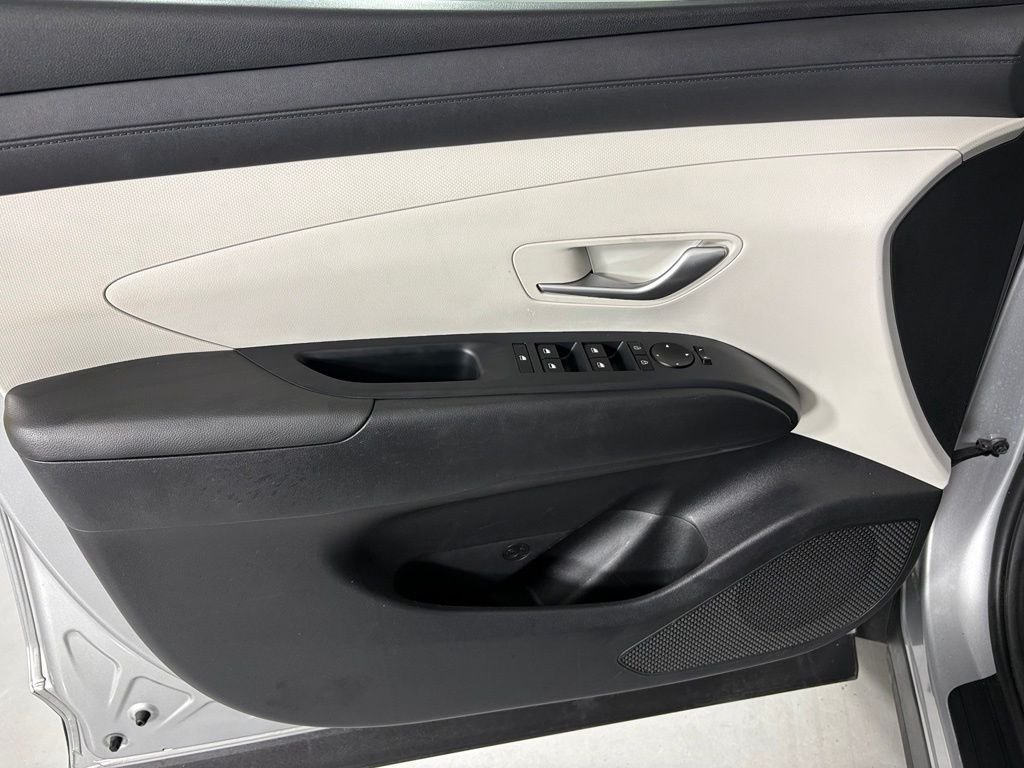 Used 2025 Silver Hyundai SEL image 14