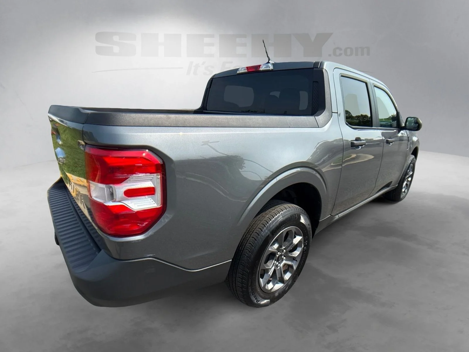 Used 2024 Gray Ford XLT image 11