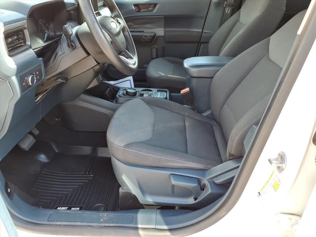 Used 2022 White Ford XL image 12