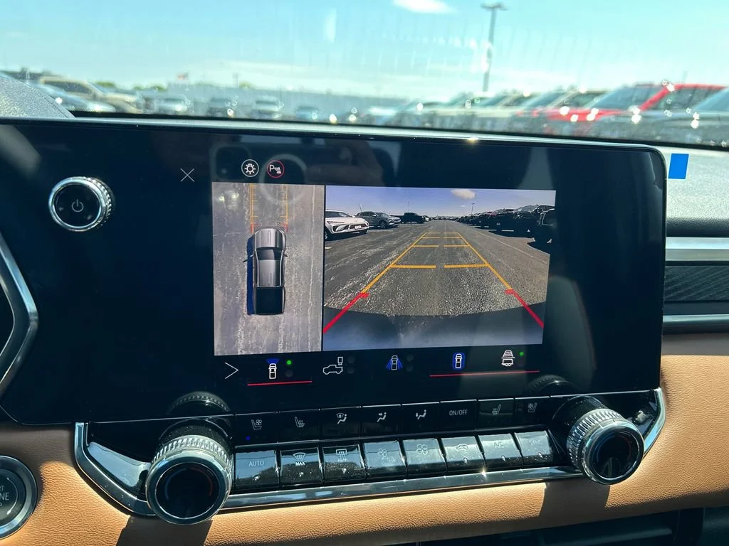 New 2026 Onyx Black GMC AT4 image 27