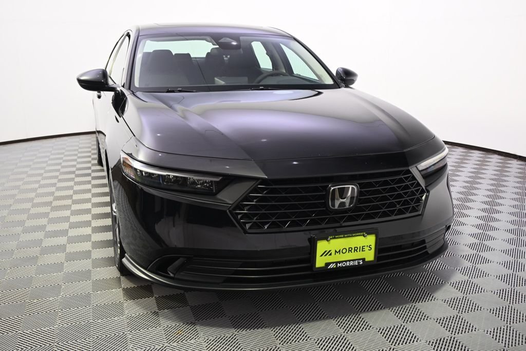 Used 2024 Crystal Black Pearl Honda EX image 9