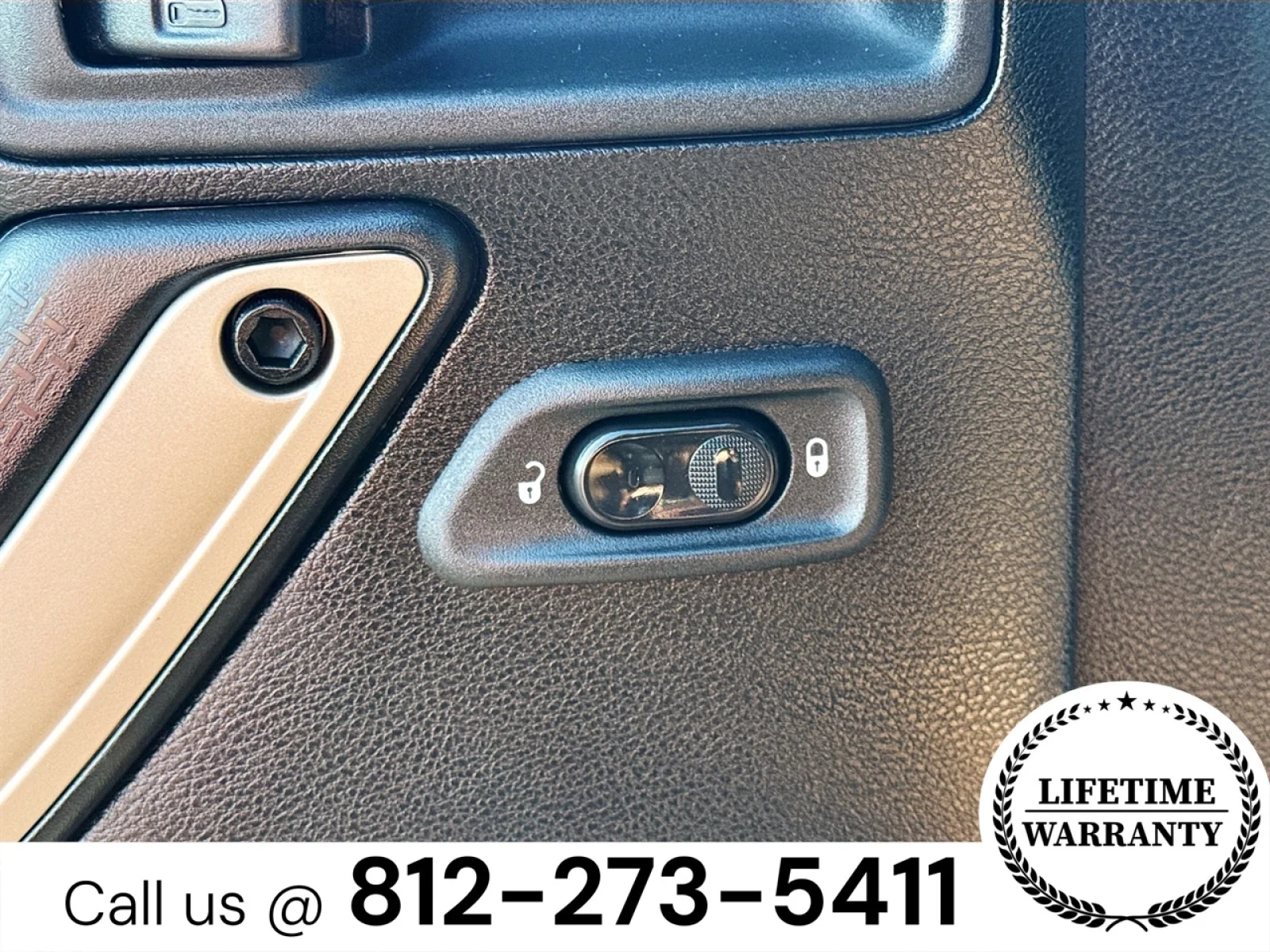 Used 2017 BLK Jeep 75th Anniversary image 16