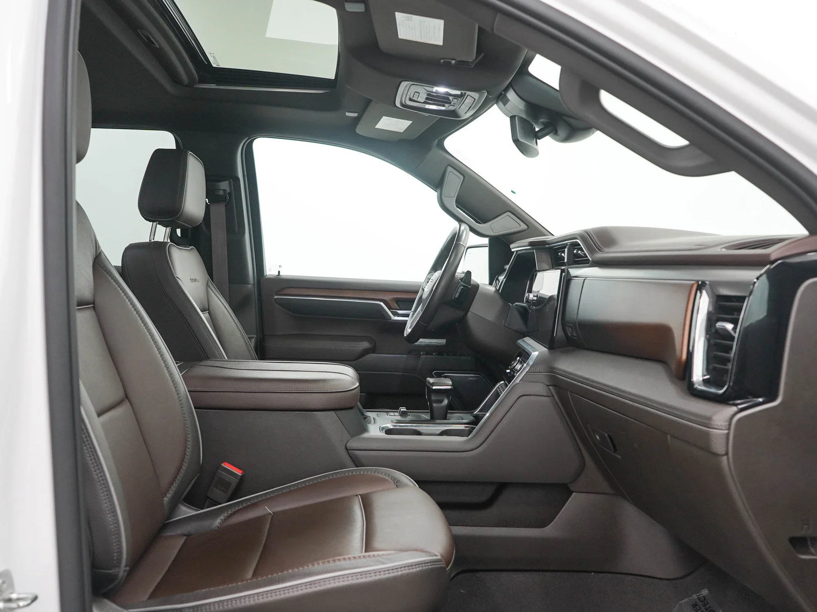 Used 2023 White Frost GMC Denali image 12