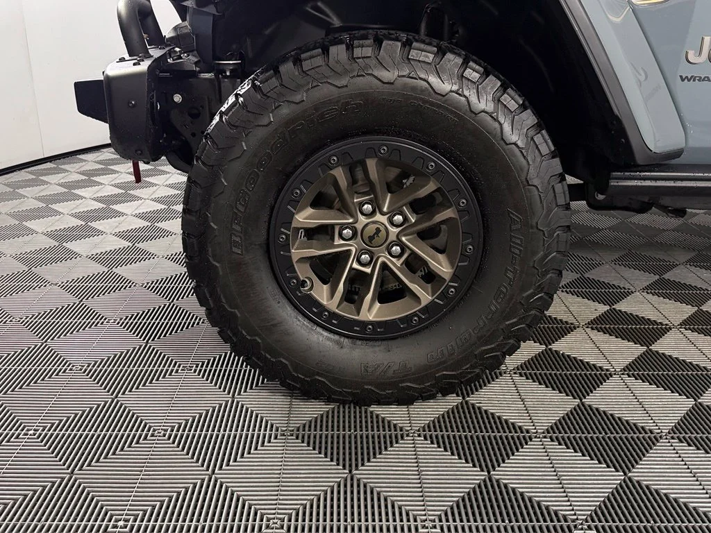 Used 2024 Gray Jeep Rubicon 392 image 12