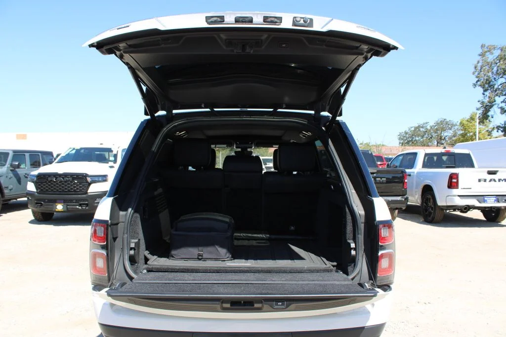 Used 2020  Land Rover Supercharged image 11