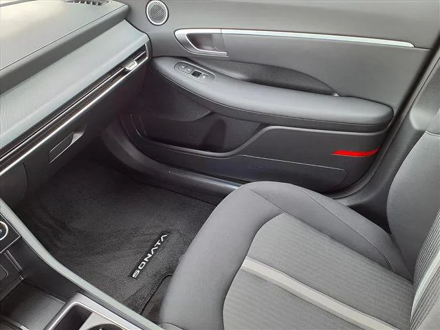 New 2026 Black Hyundai SEL Sport image 13