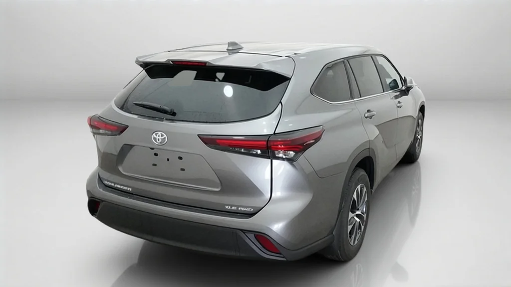 New 2026 Heavy Metal Toyota XLE image 11