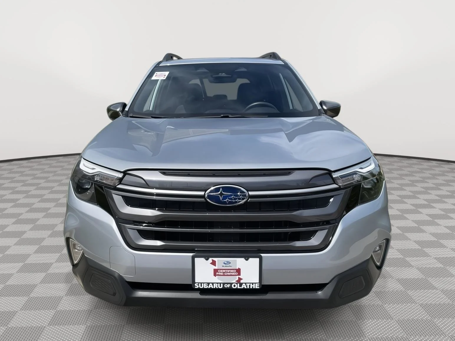 Certified Used 2025 Ice Silver Metallic Subaru Premium image 15
