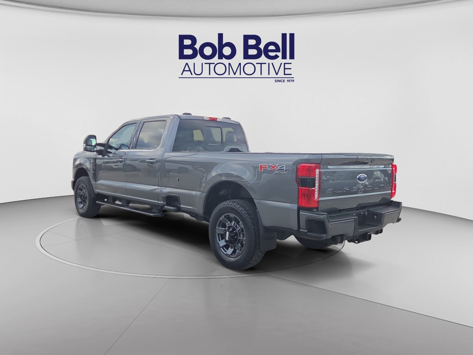 2023 Ford F-350 Super Duty Lariat - Photo 3