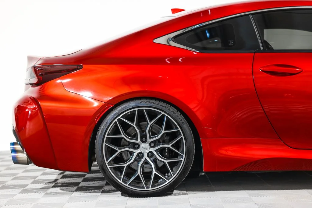 Used 2015 Red Lexus F image 3
