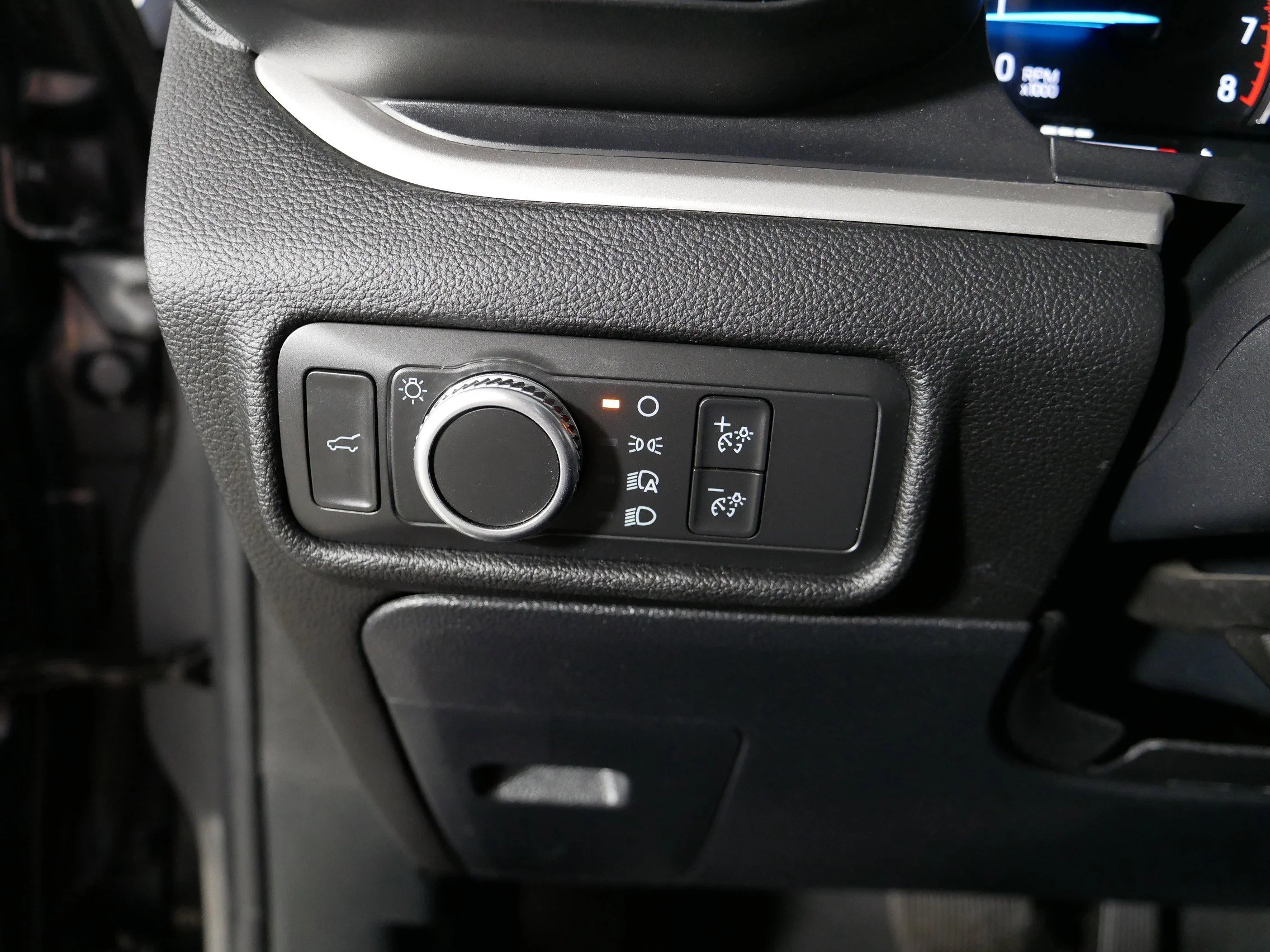 2021 Ford Explorer XLT - Photo 26