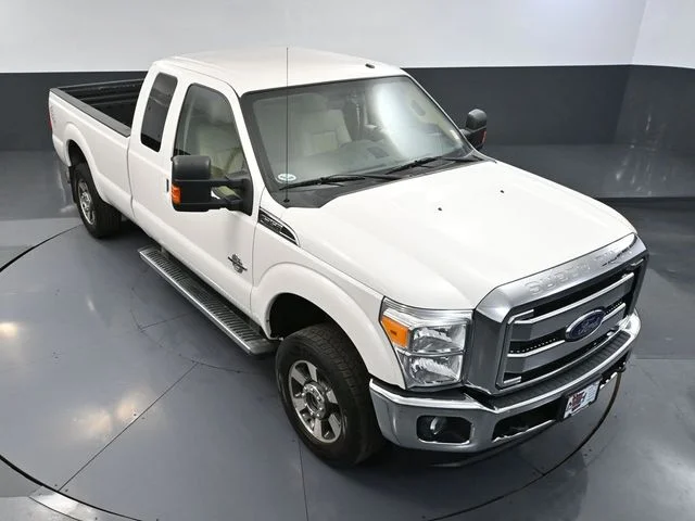 Used 2015 White Ford Lariat image 57