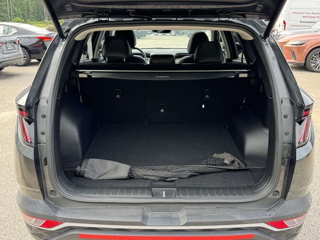 Used 2024 Gray Hyundai SEL image 17