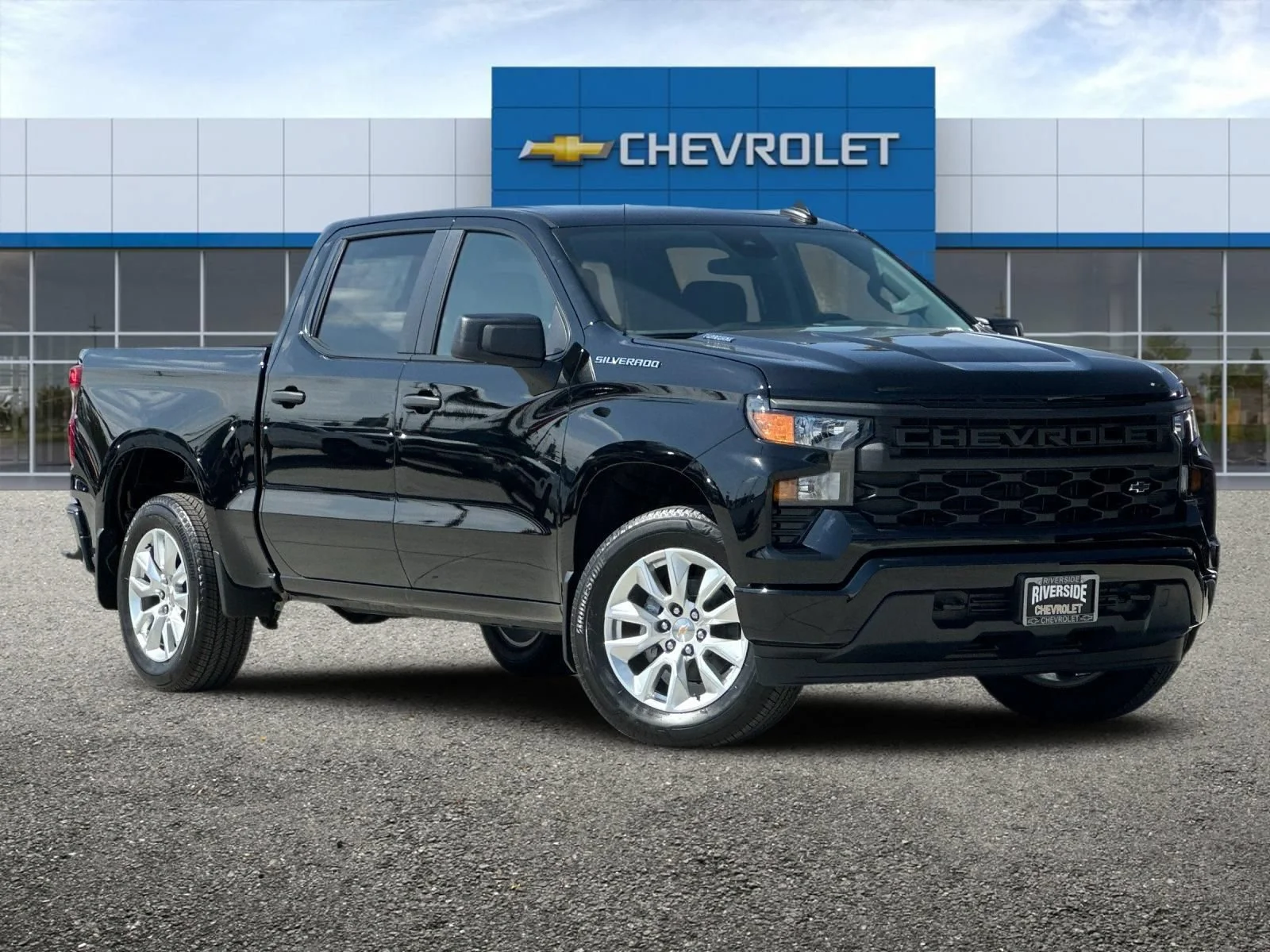 2026 Chevrolet Silverado 1500 Custom - Photo 2