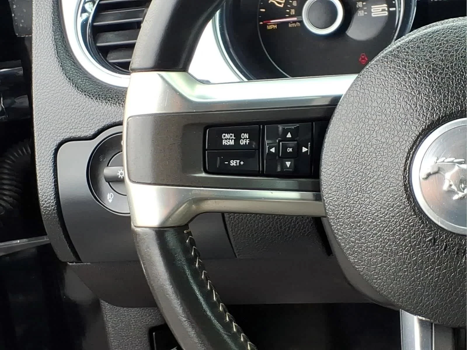 Used 2014 Black Ford GT Premium image 21