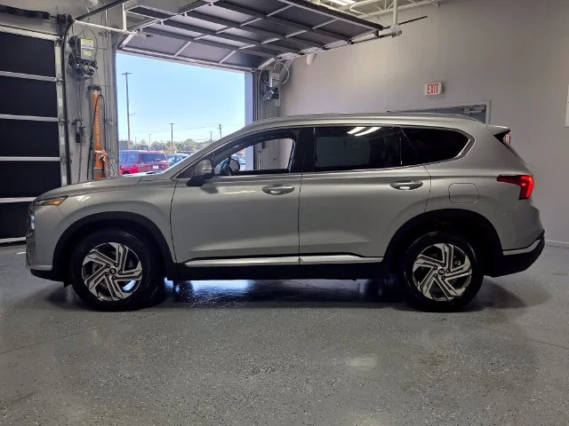 Used 2023 Silver Hyundai SEL image 2