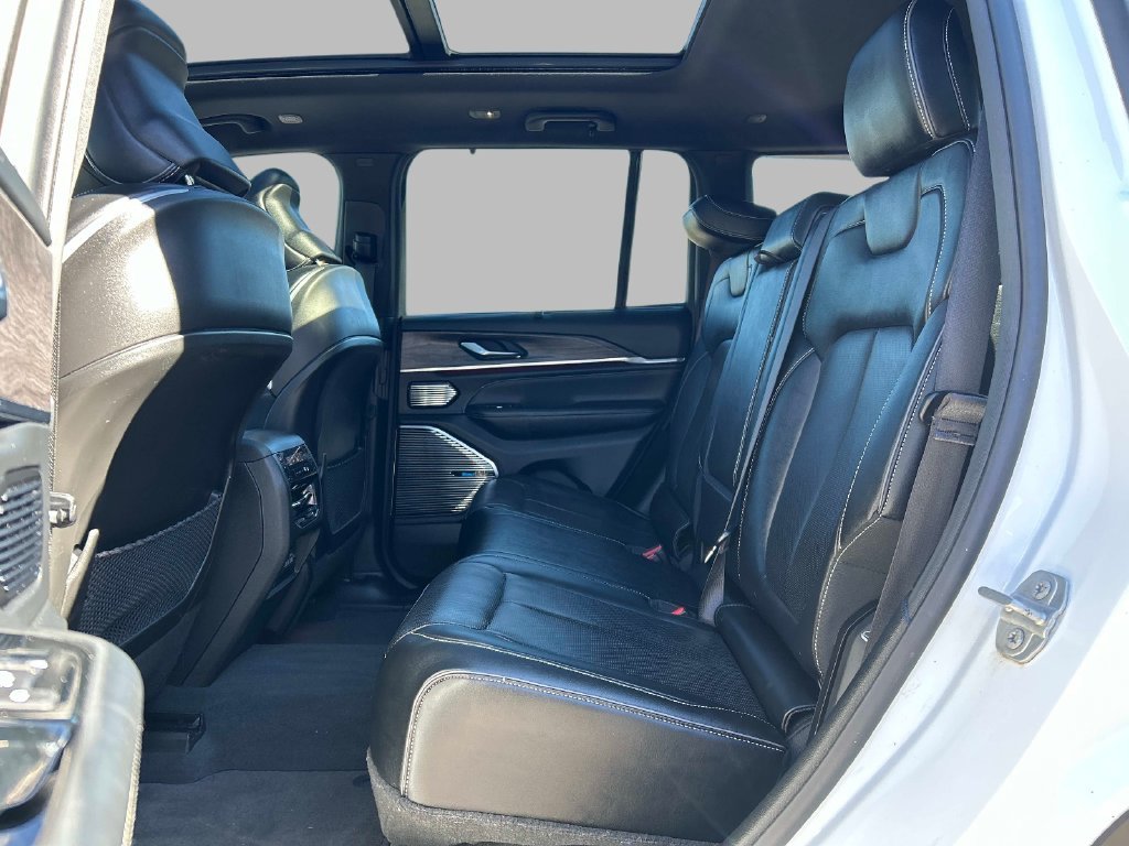 Used 2022 White Jeep Overland image 18